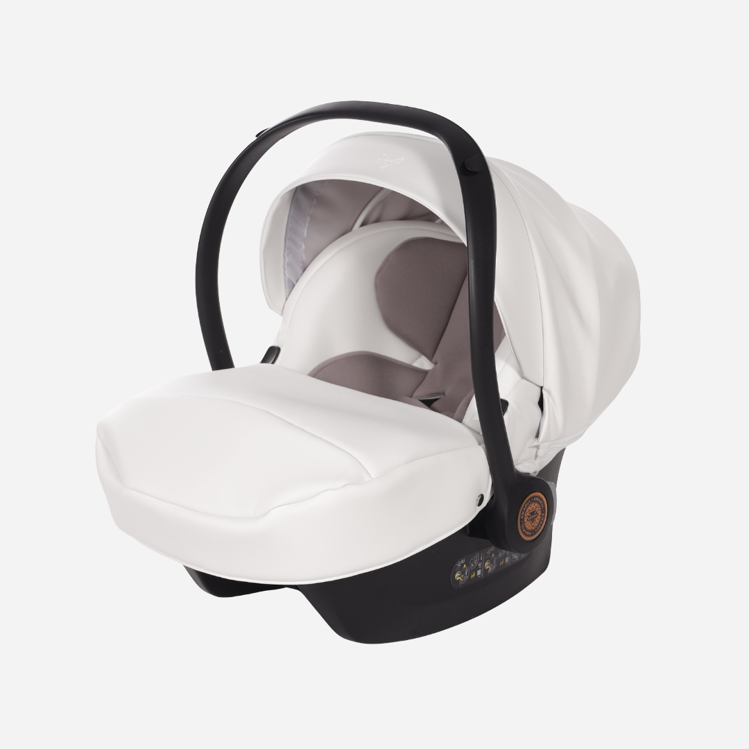 JUNAMA Babyschale Diamond Enzo