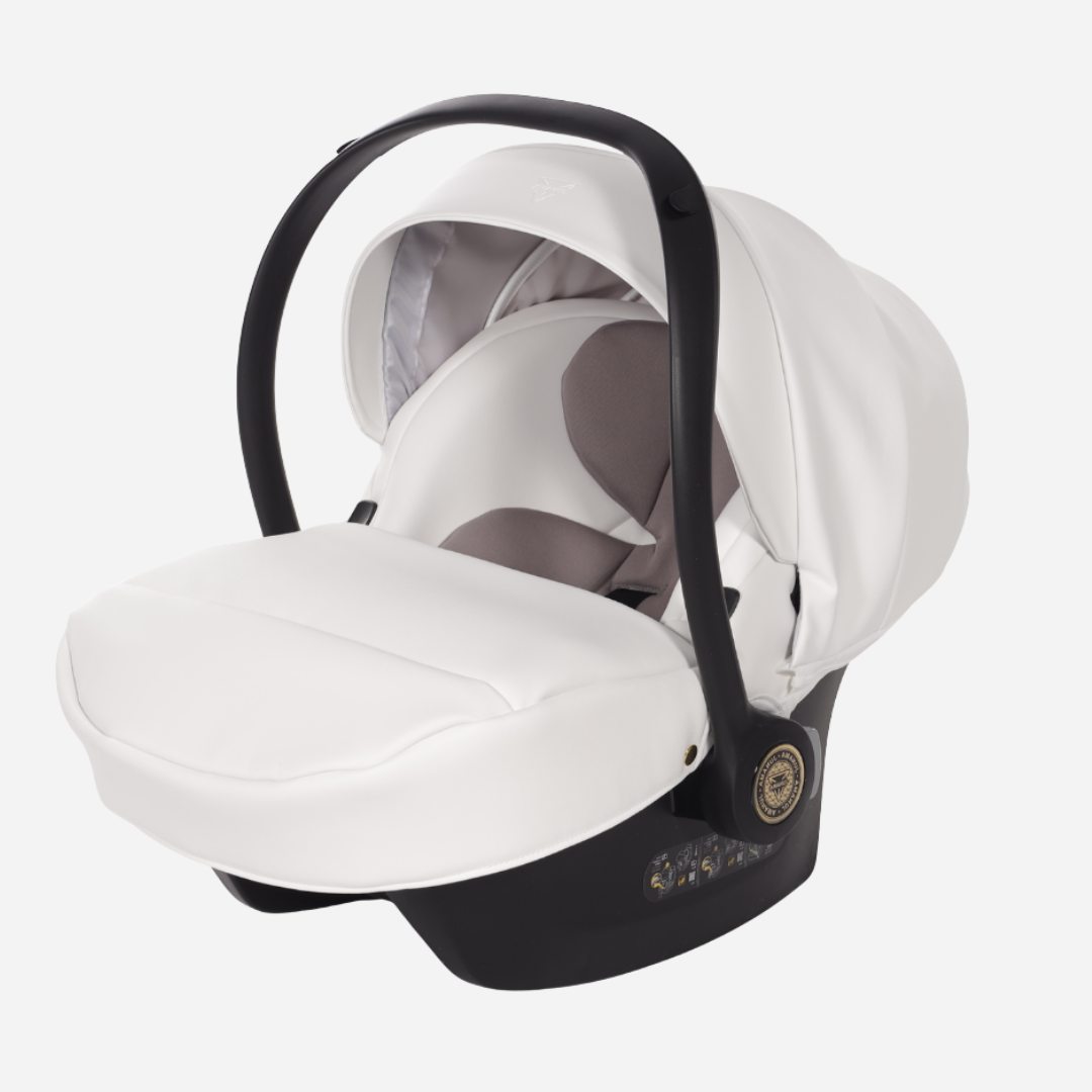 JUNAMA Babyschale Diamond Enzo