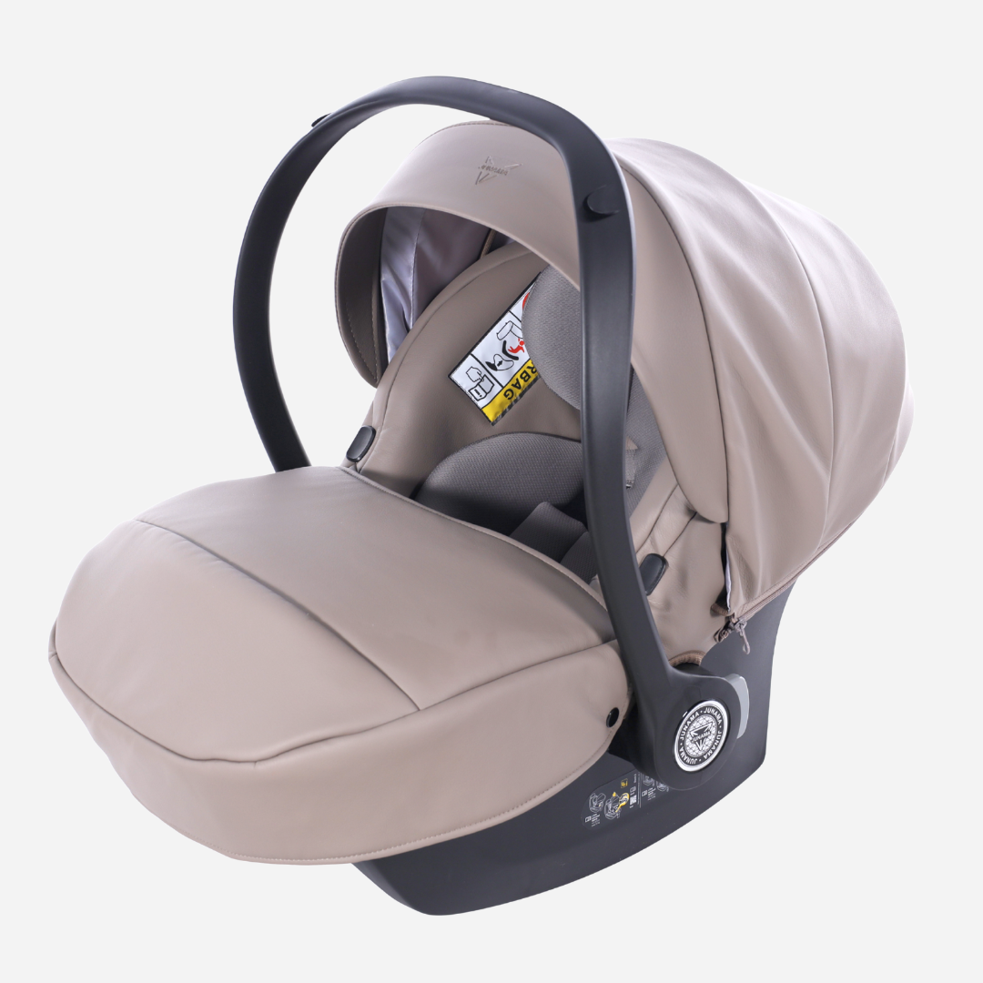JUNAMA Babyschale Diamond Enzo