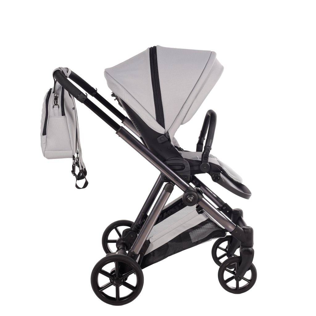 JUNAMA Kombikinderwagen Space V3
